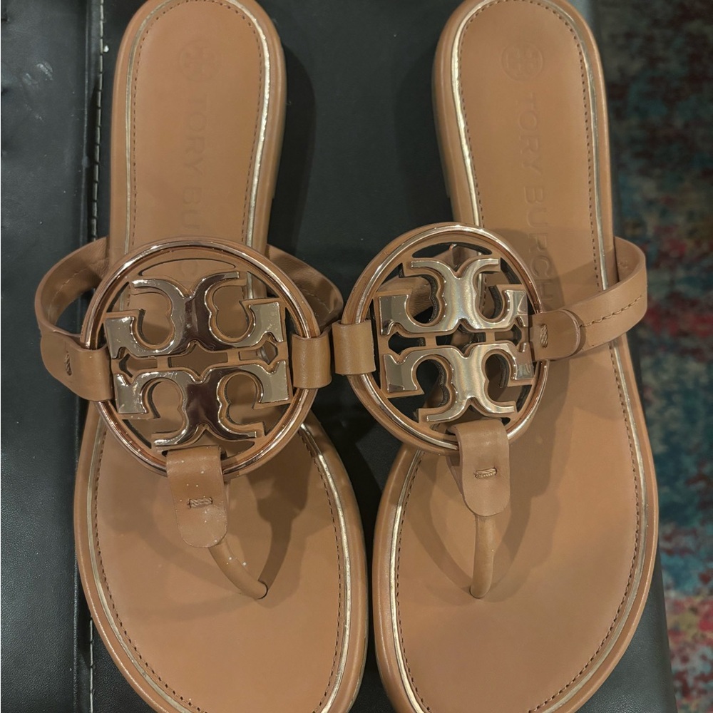Tory Burch Tan Logo Circle Thong Sandals